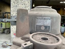 Vertical Milling Machine