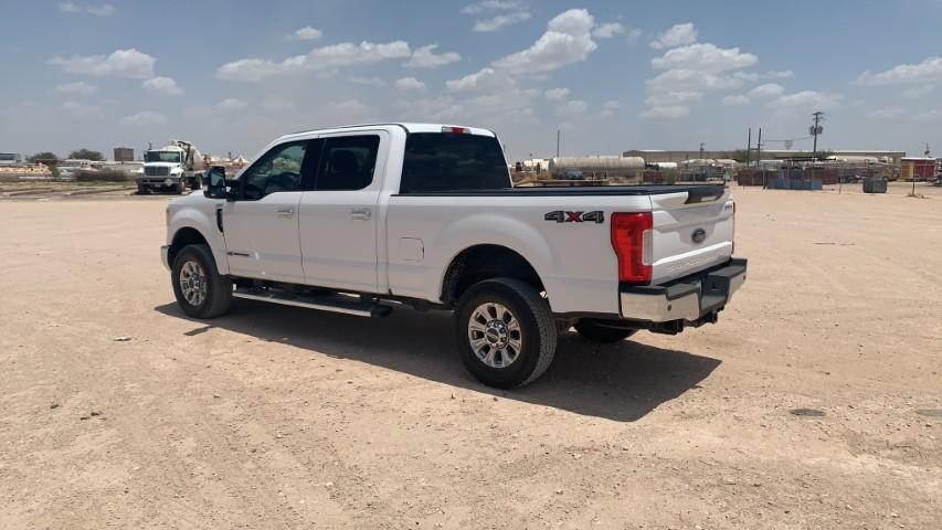 2017 Ford F-250 XLT Odometer States: 235419 Color: White Transmission: Auto