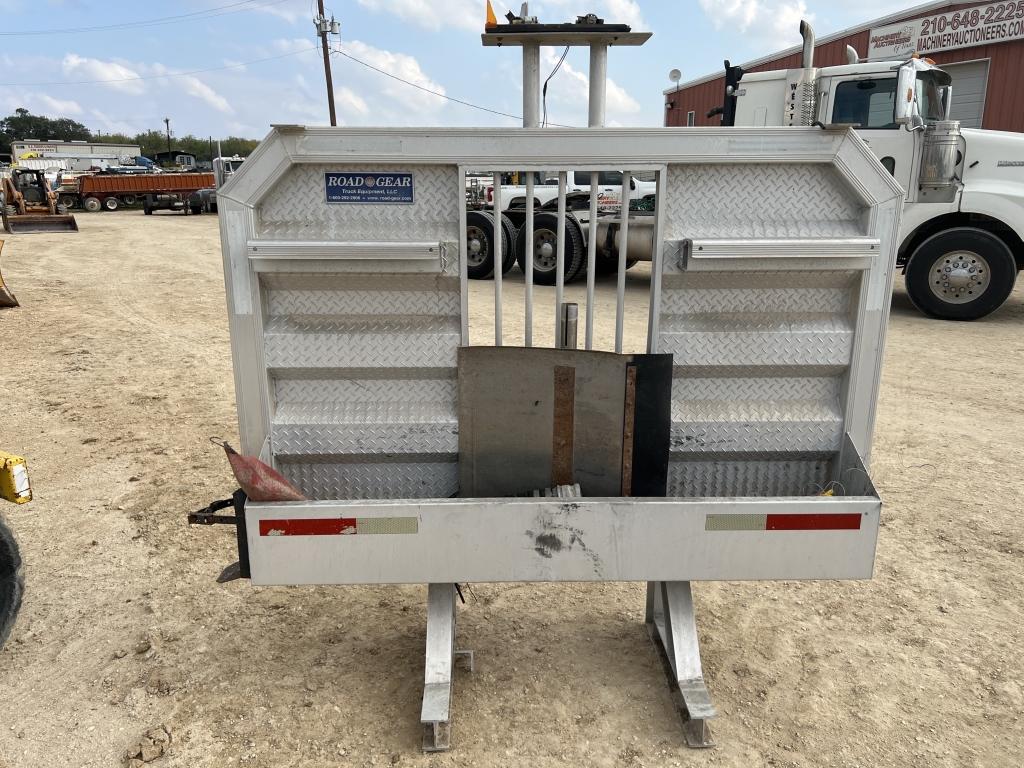 Headache Rack Aluminum Headache Rack For 18wheeler Location: Atascosa, TX