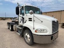 2014 MACK CXU613