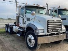 2012 MACK GU713