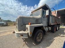 1988 INTERNATIONAL DUMP TRUCK