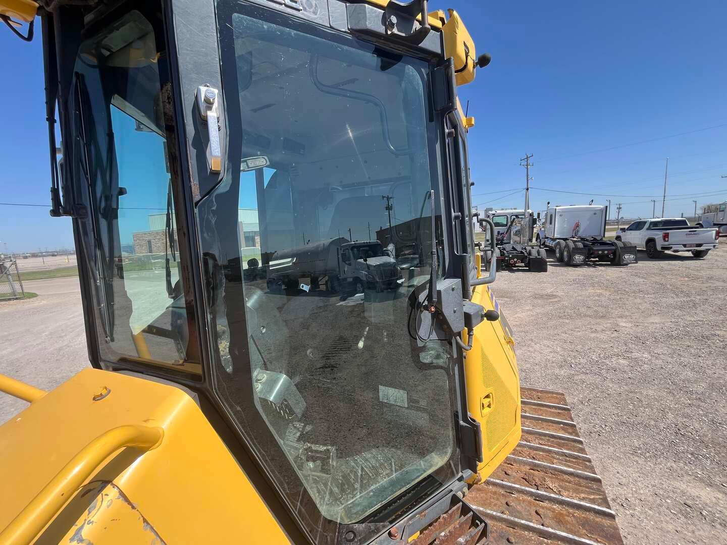 KOMATSU D51PX-22