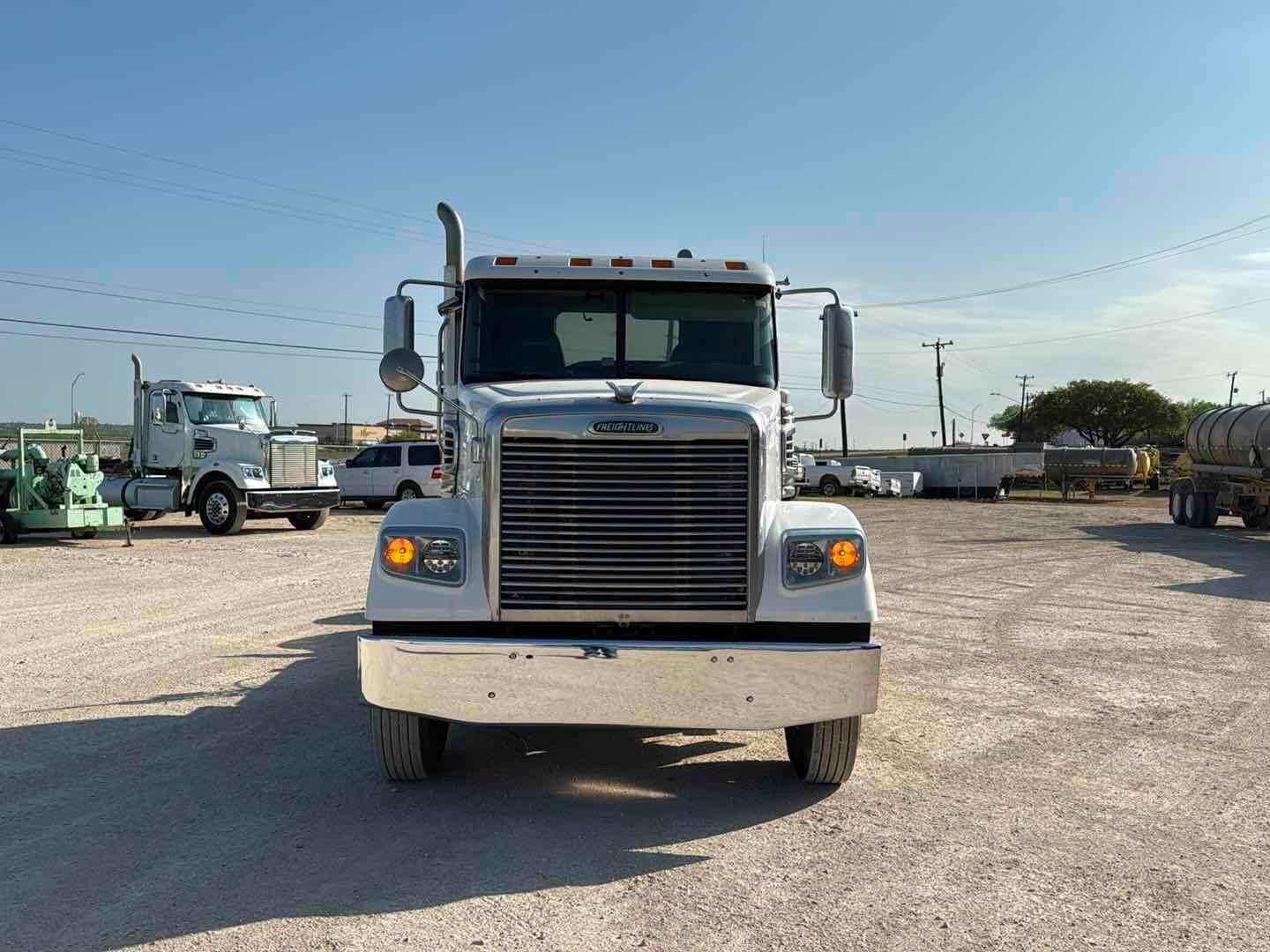 2014 FREIGHTLINER CASCADIA
