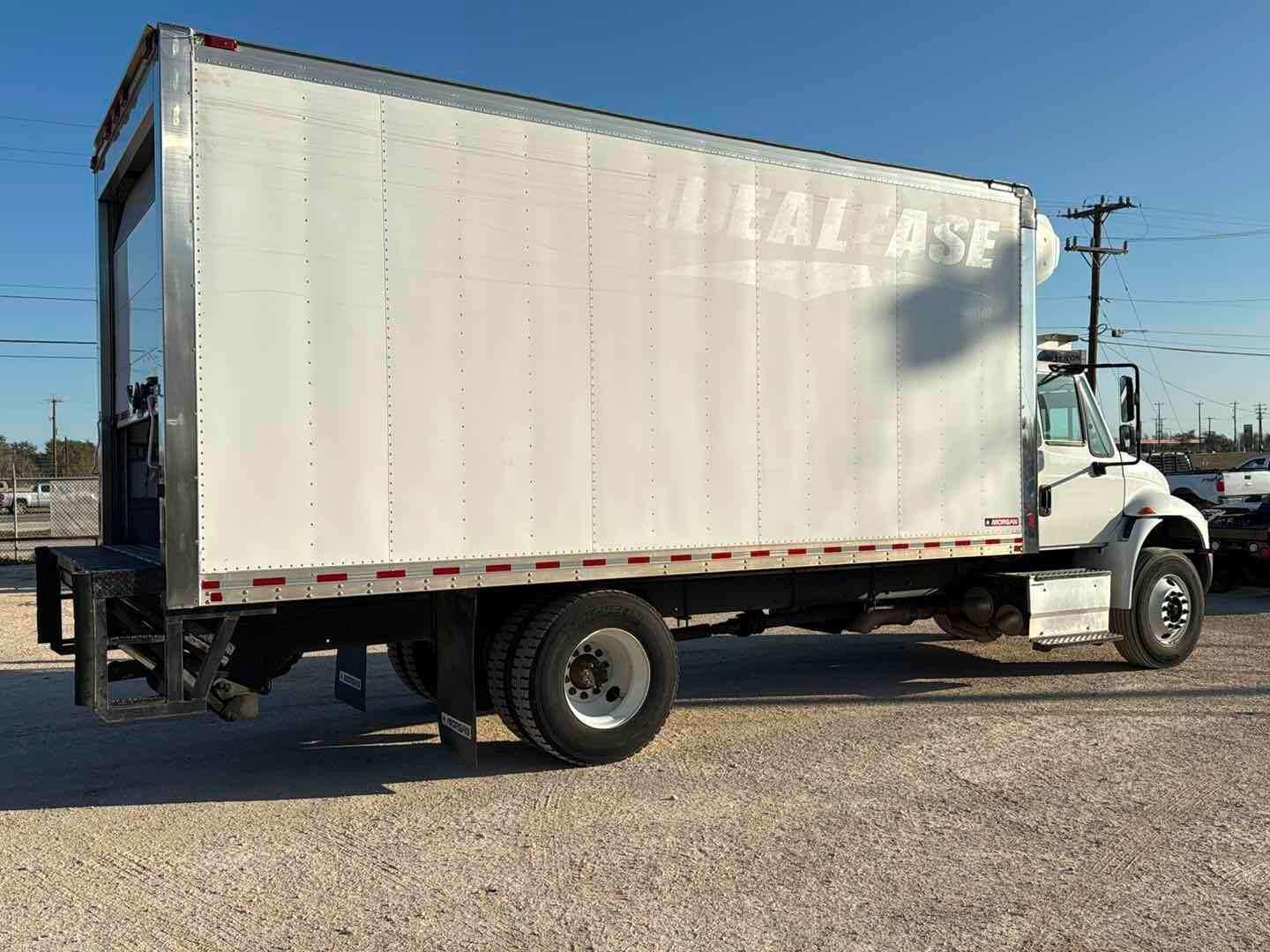 2017 INTERNATIONAL MA025