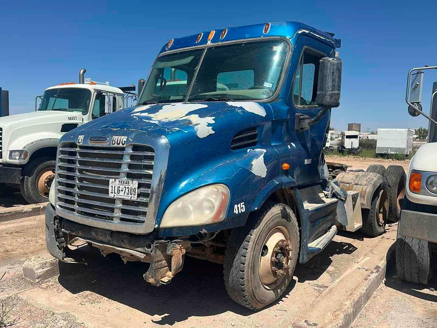 2013 FREIGHTLINER CASCADIA(INOPERABLE)