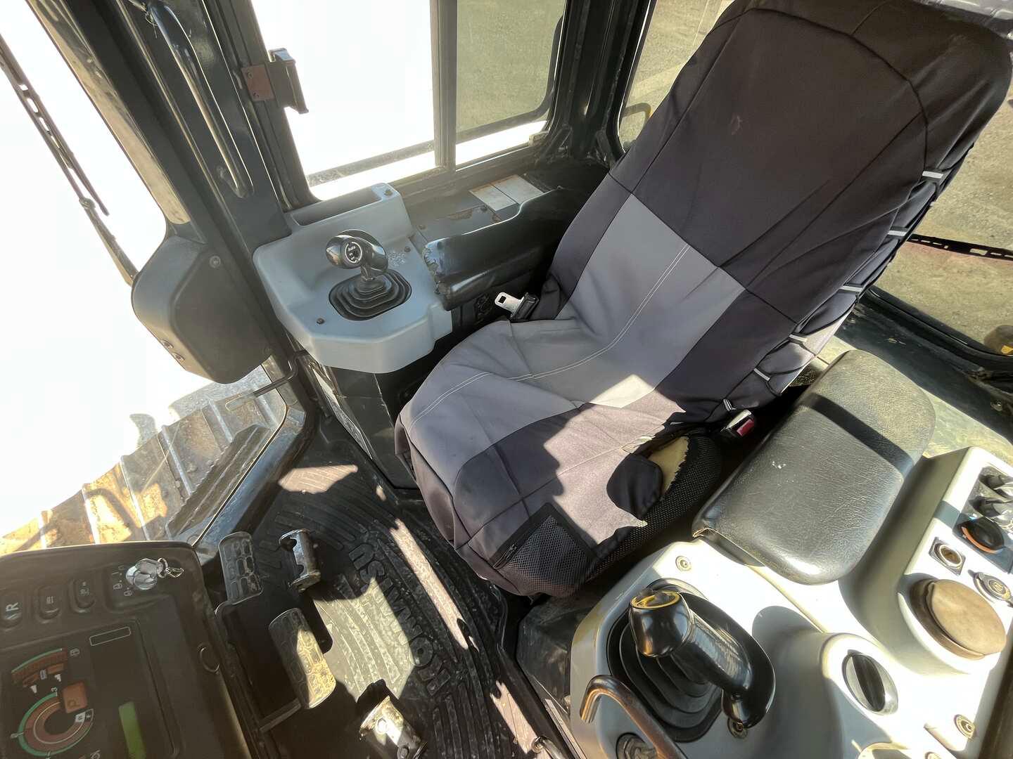 KOMATSU D51PX-22