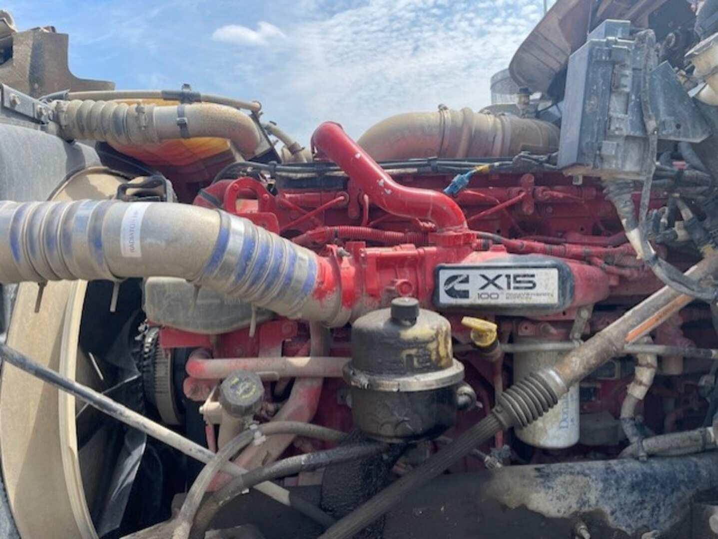 2020 KENWORTH T800 DAYCAB