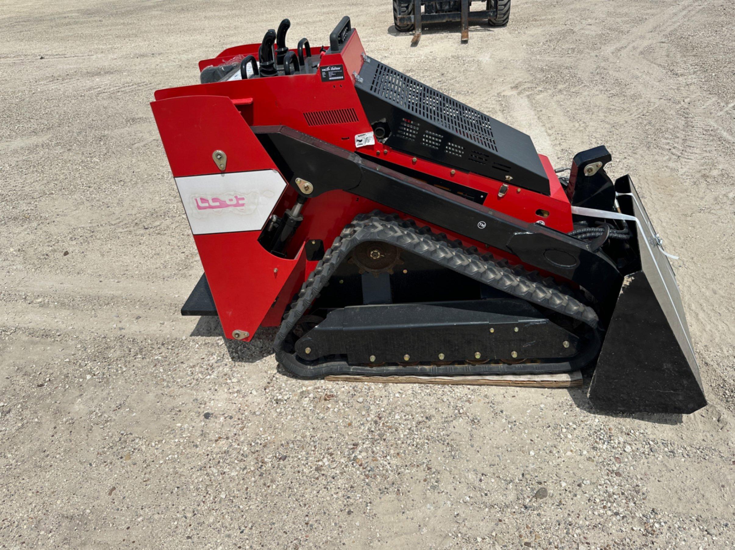 2024 VALLEY PIONEER STAND ON MINI COMPACT TRACK LOADER