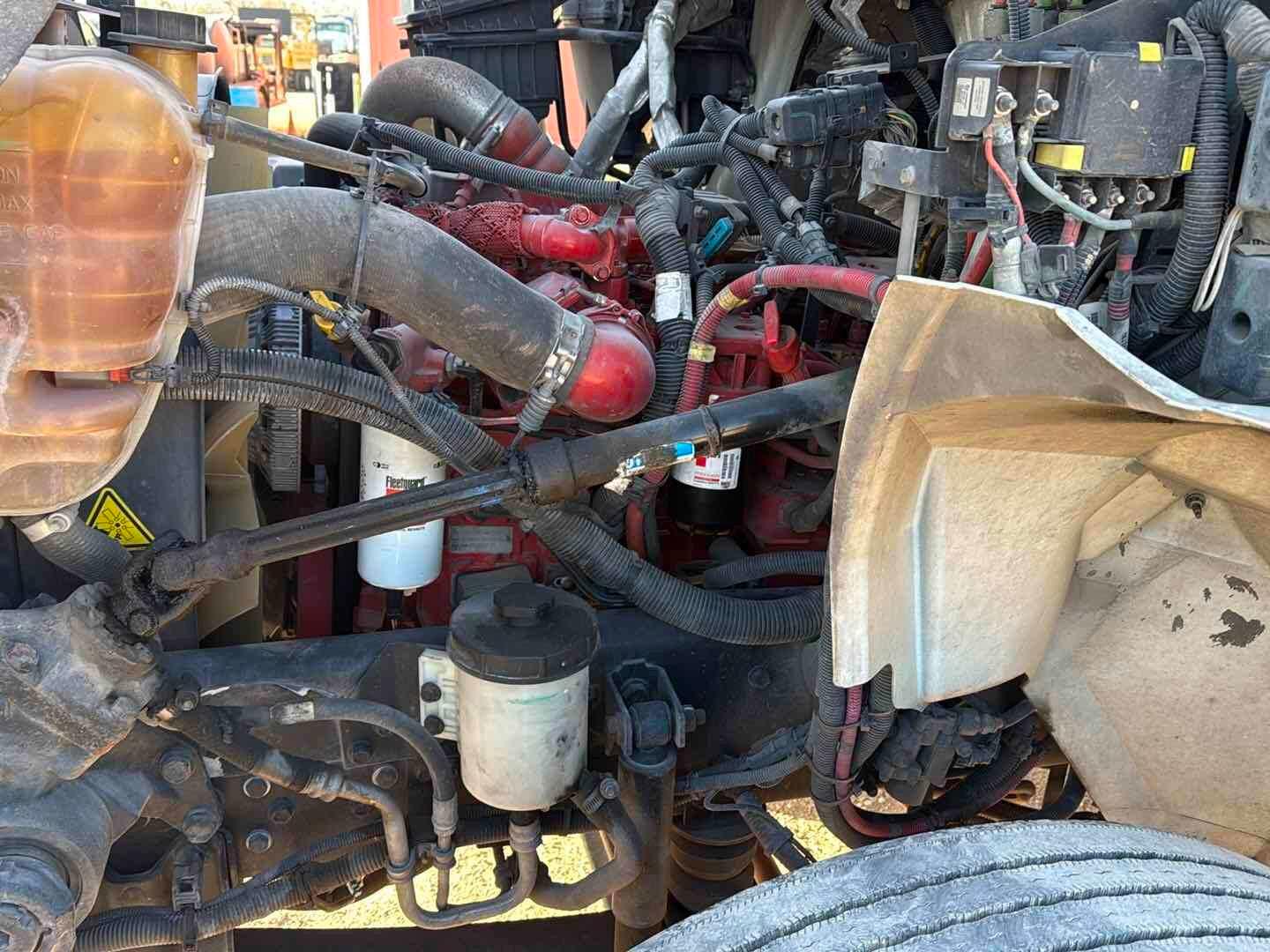 2017 INTERNATIONAL MA025