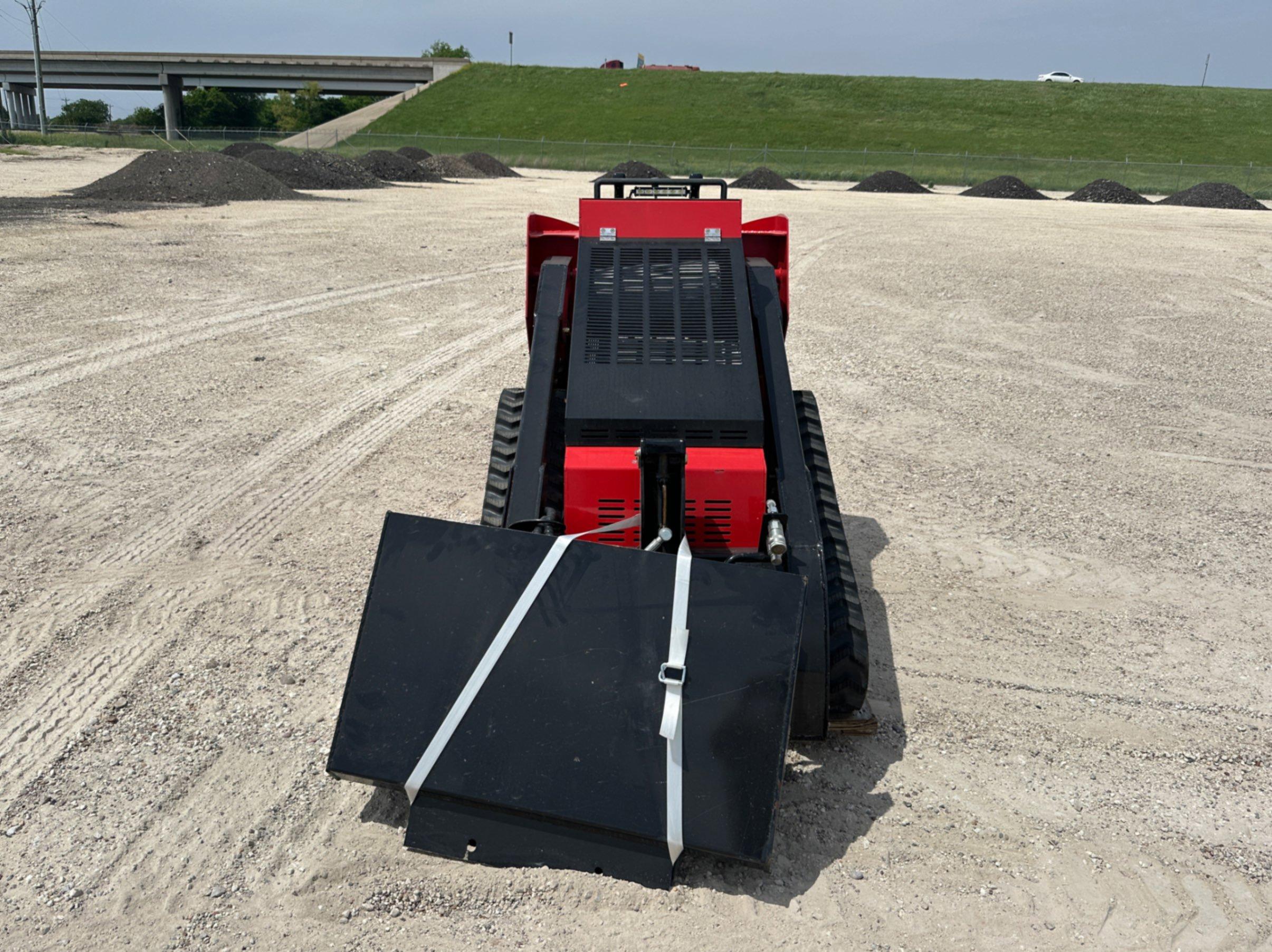 2024 VALLEY PIONEER STAND ON MINI COMPACT TRACK LOADER