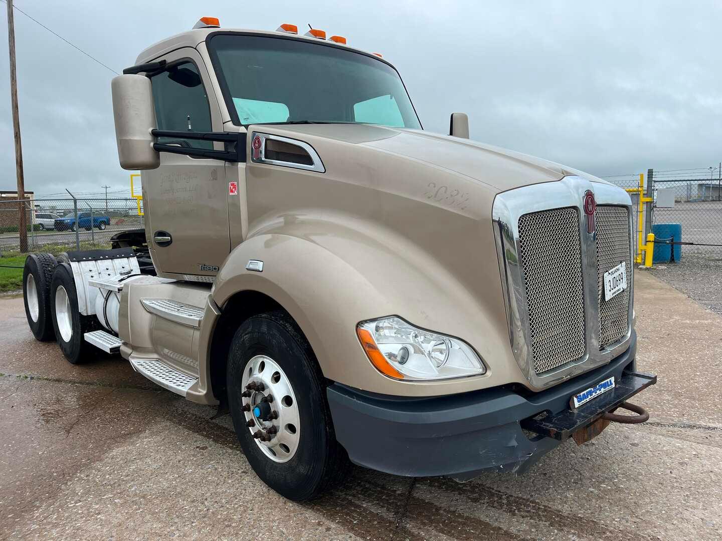 2014 KENWORTH T680