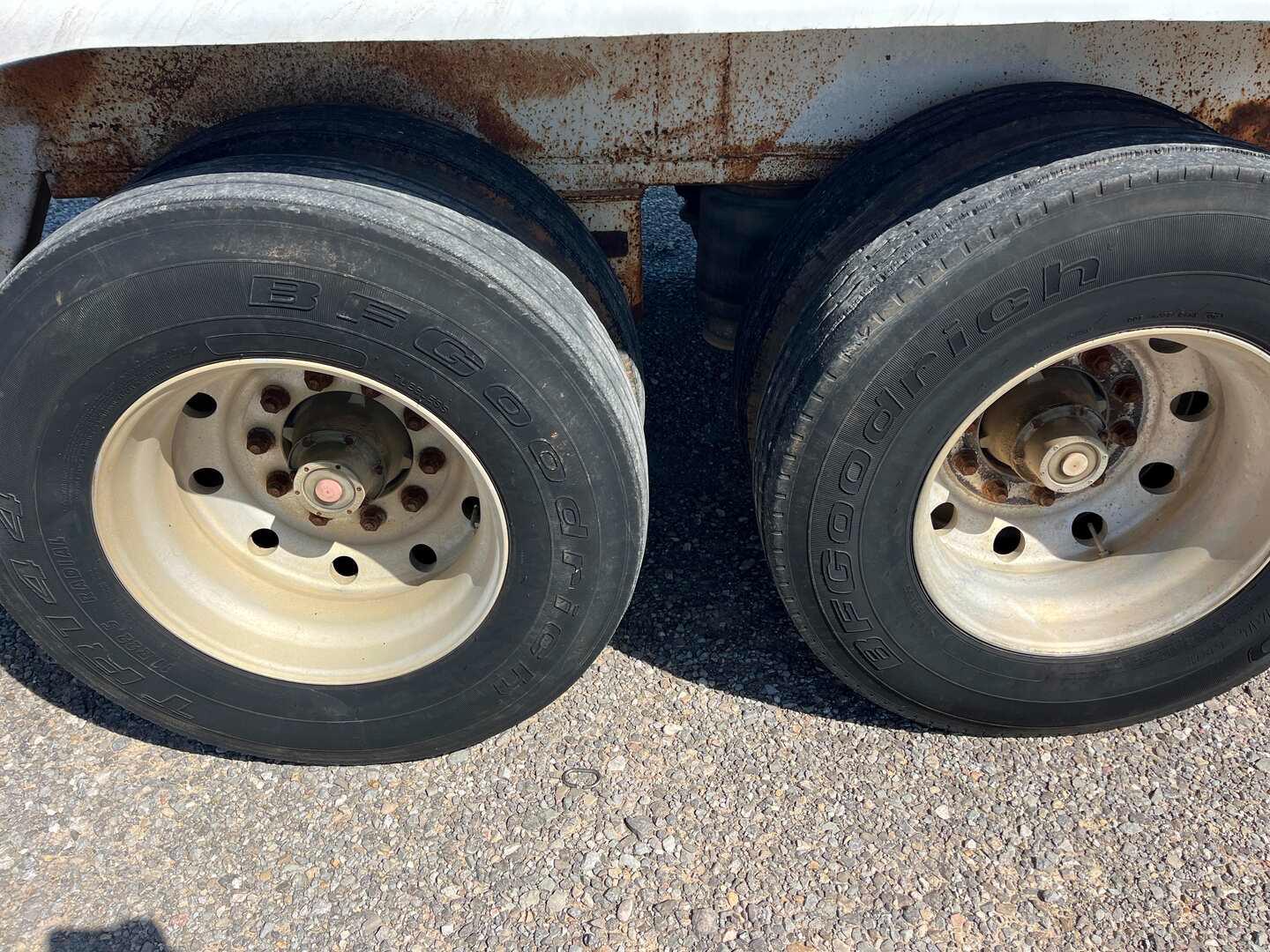 1994 PROCESS ENGINEERING NITROGEN TRANSPORT TRAILER