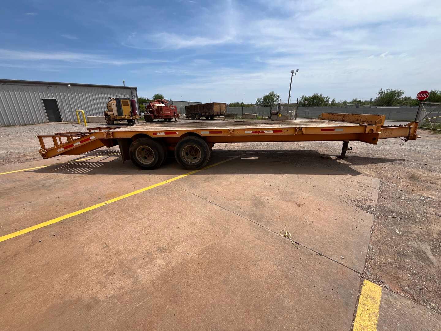 1997 TBD FLAT BED
