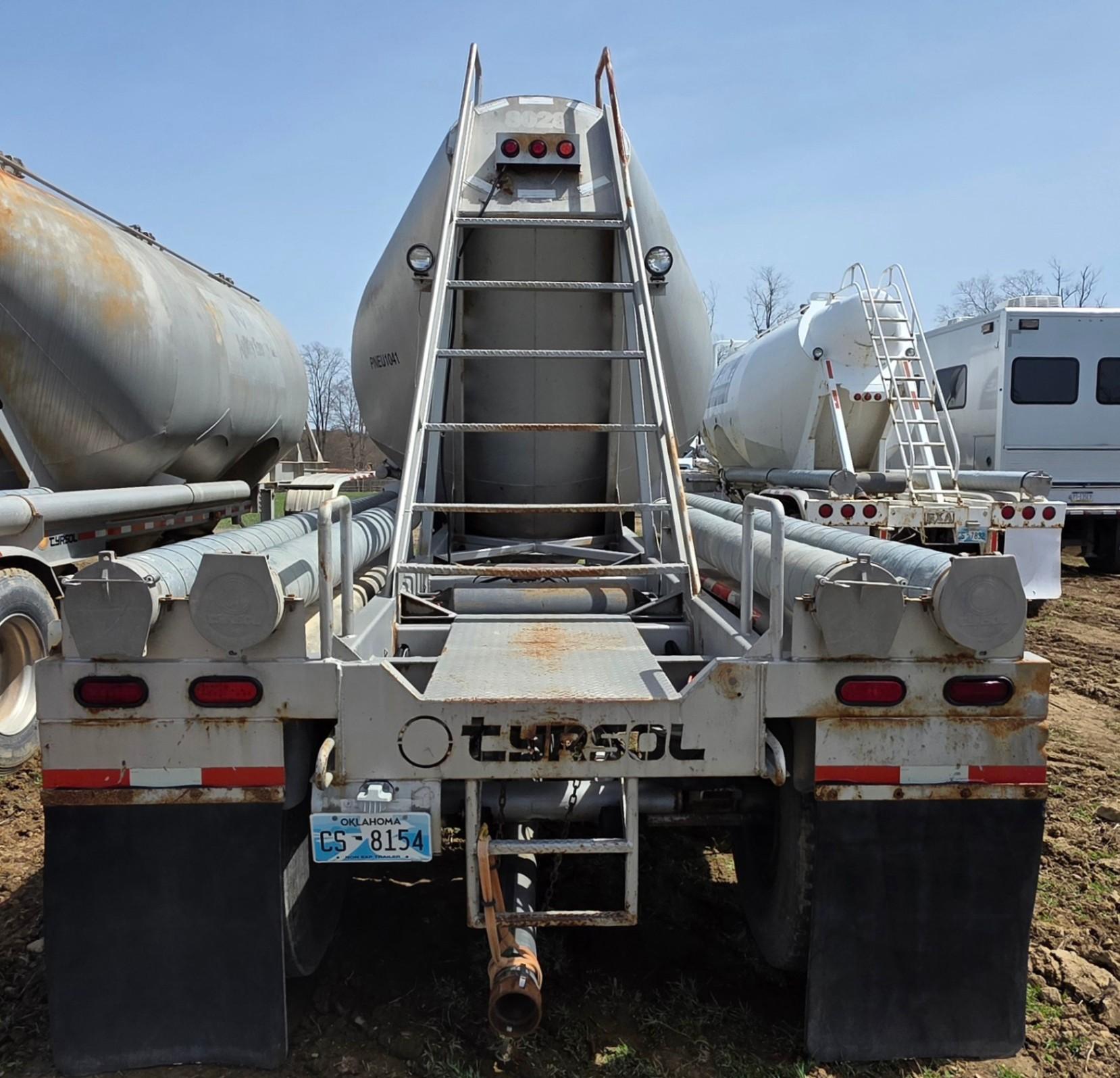 2015 TYRSOL PNEUMATIC TRAILER