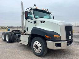 2016 CATERPILLAR CT660