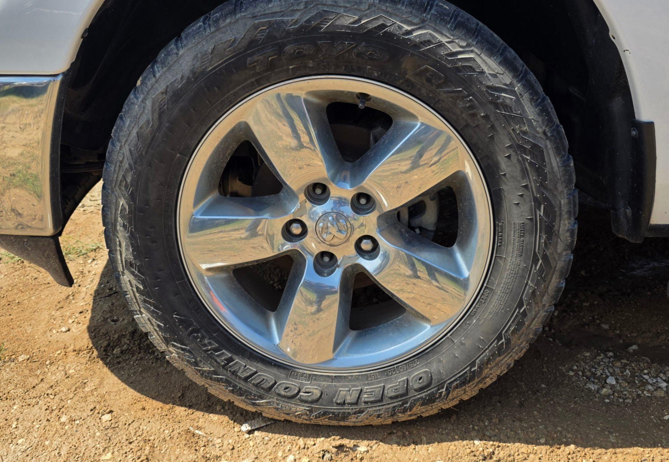 2017 RAM 1500 (INOPERABLE)