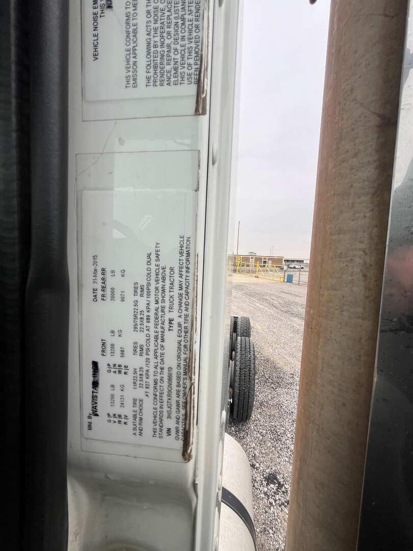 2016 CATERPILLAR CT660