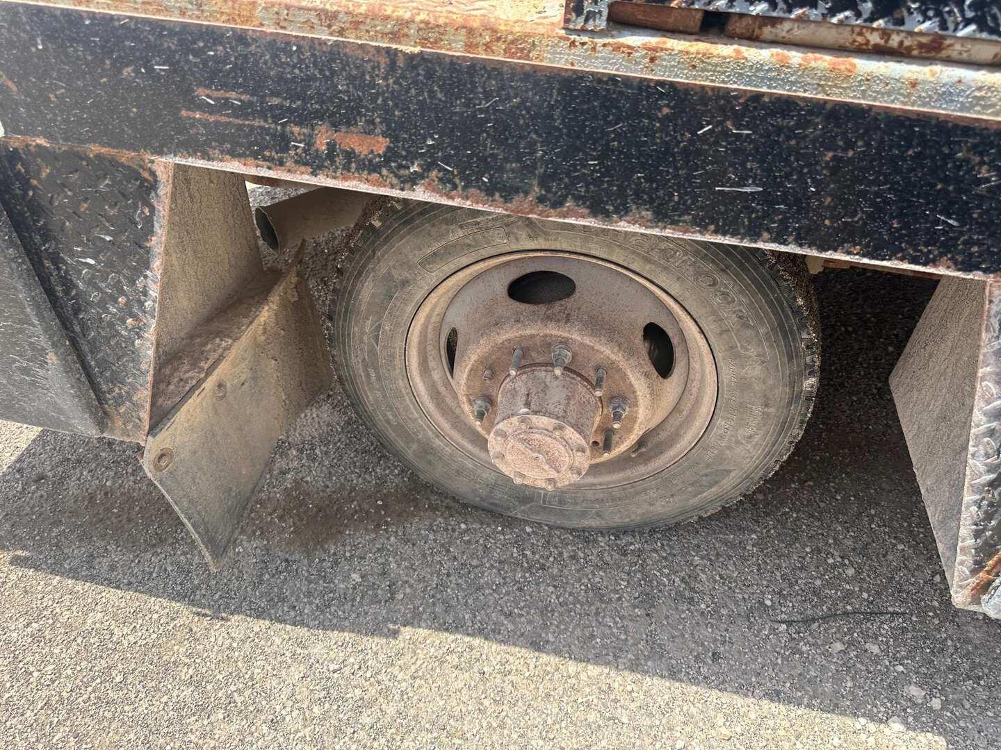 2017 FORD F-550 ROUSTABOUT