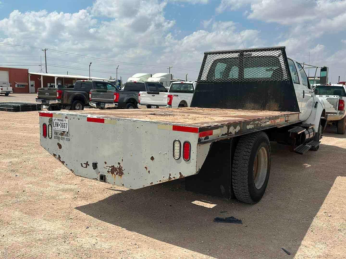2004 FORD F-650 FLATBED