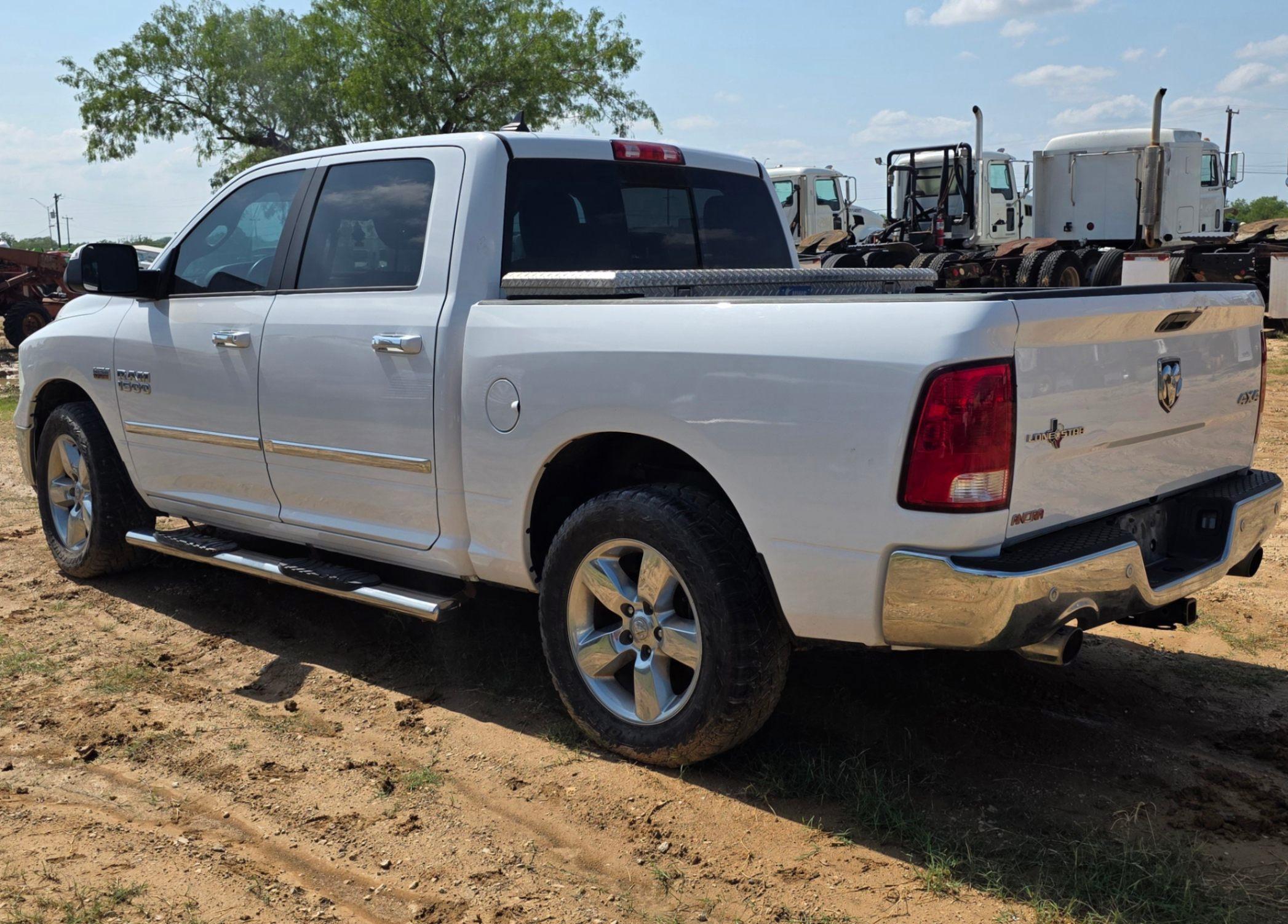 2017 RAM 1500 (INOPERABLE)