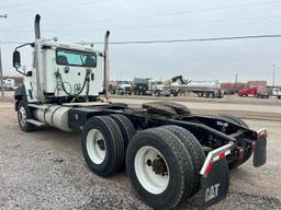 2016 CATERPILLAR CT660