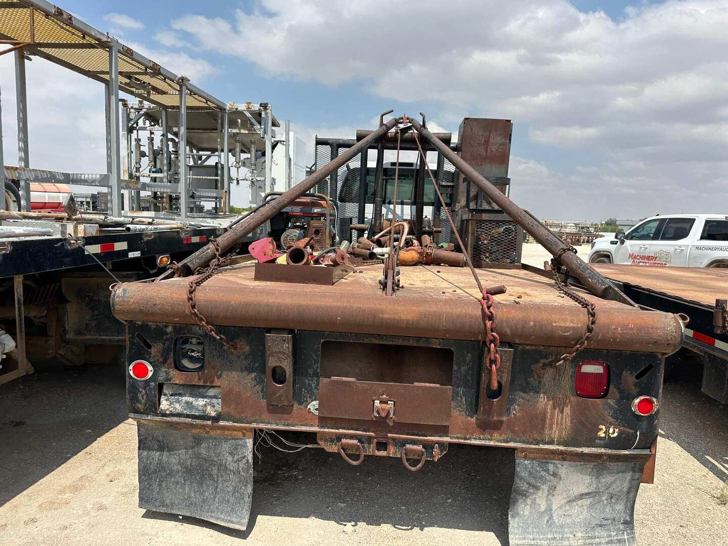 2008 FORD F-650 ROUSTABOUT