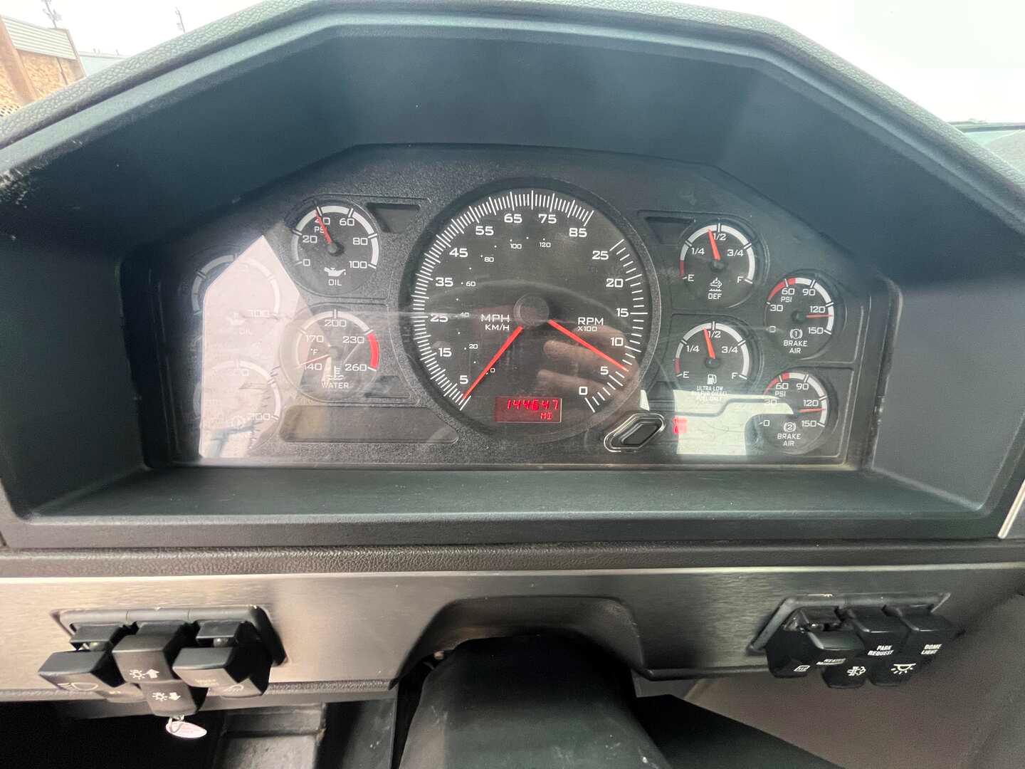 2016 CATERPILLAR CT660