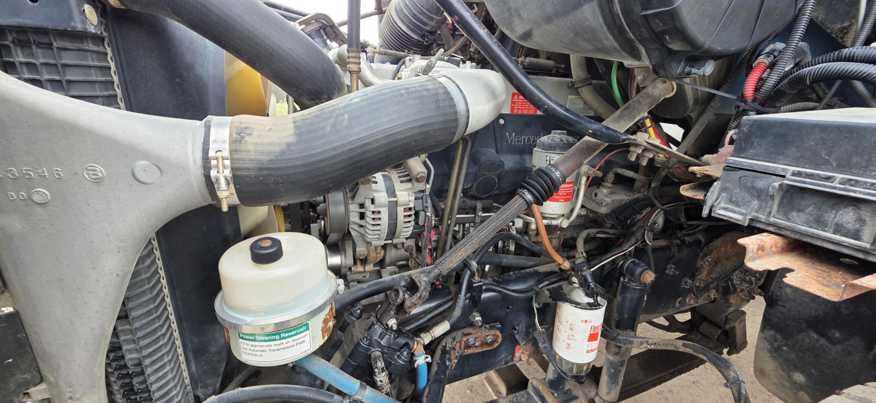 2006 STERLING LT9500 SERIES CHEMICAL TRANSPORT TRUCK
