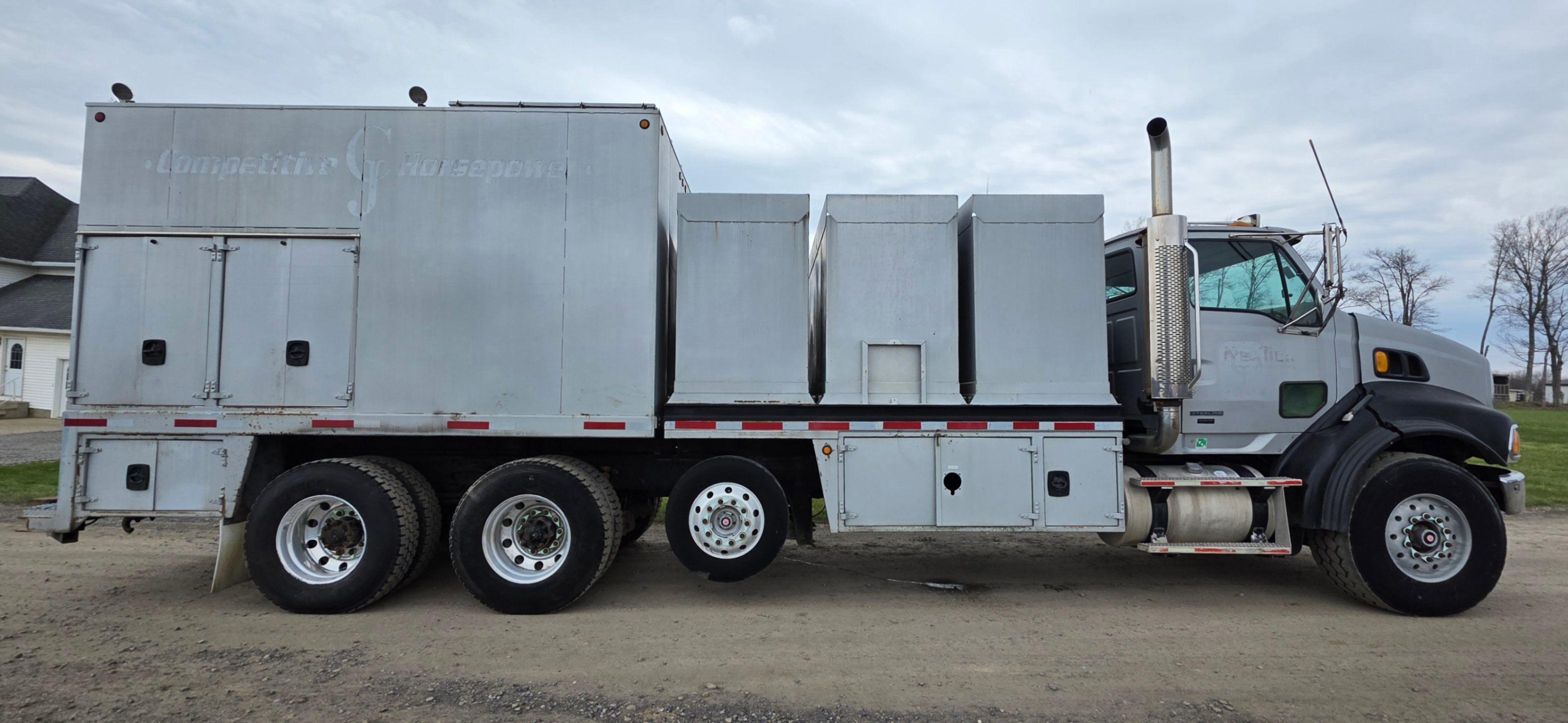 2006 STERLING LT9500 SERIES CHEMICAL TRANSPORT TRUCK