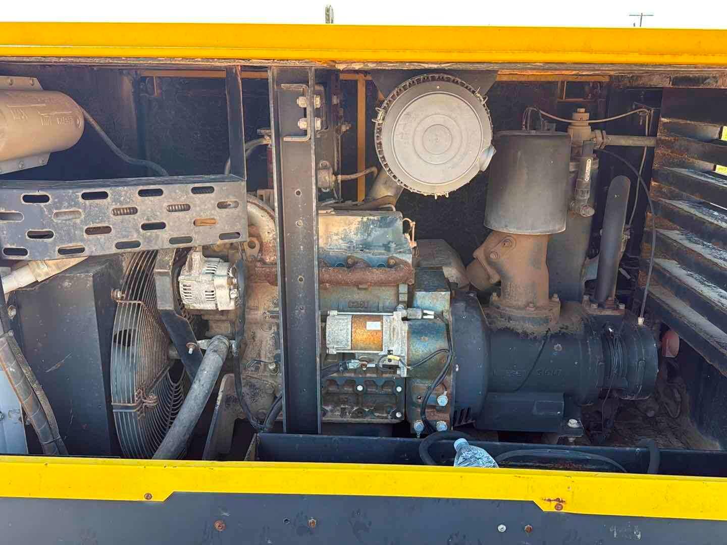 2010 BIG TEX (INOPERABLE) AIR COMPRESSOR