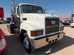 2002 MACK CH613