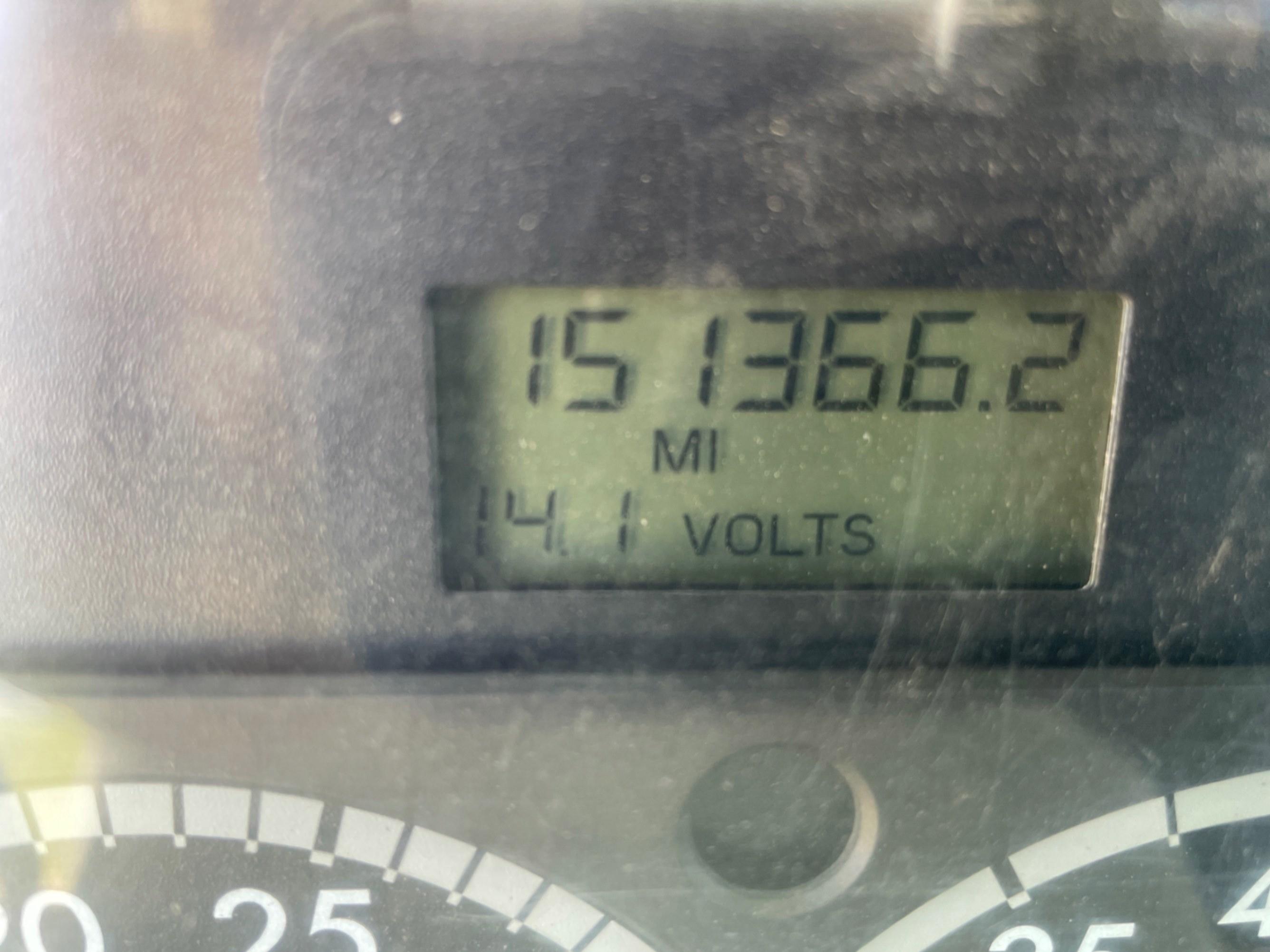 2004 FREIGHTLINER COLUMBIA