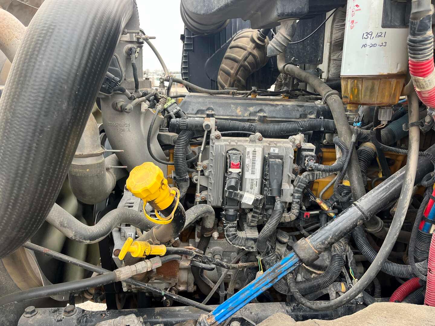 2016 CATERPILLAR CT660