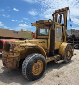 HYSTER P200B ROUGH TERRIAN FORKLIFT