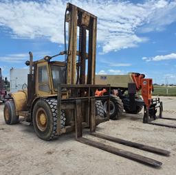 HYSTER P200B ROUGH TERRIAN FORKLIFT