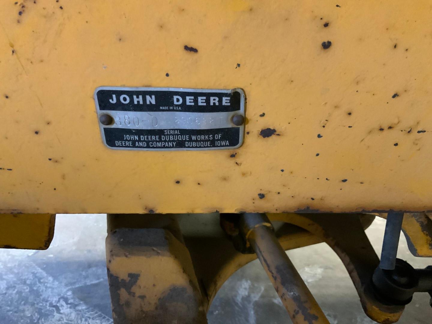 John Deere 380 Forklift