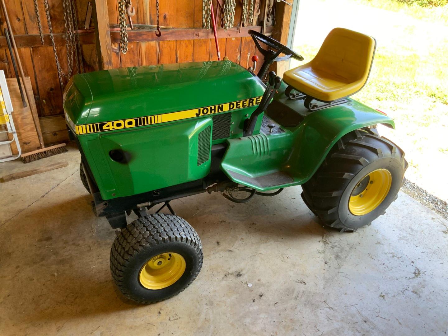 1982 John Deere 400 Garden Tractor