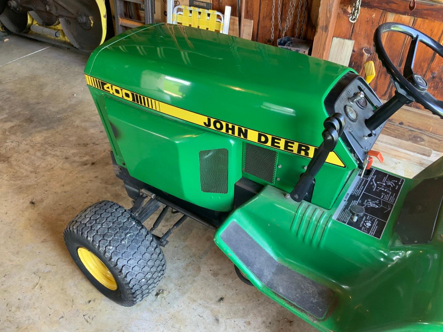 1982 John Deere 400 Garden Tractor