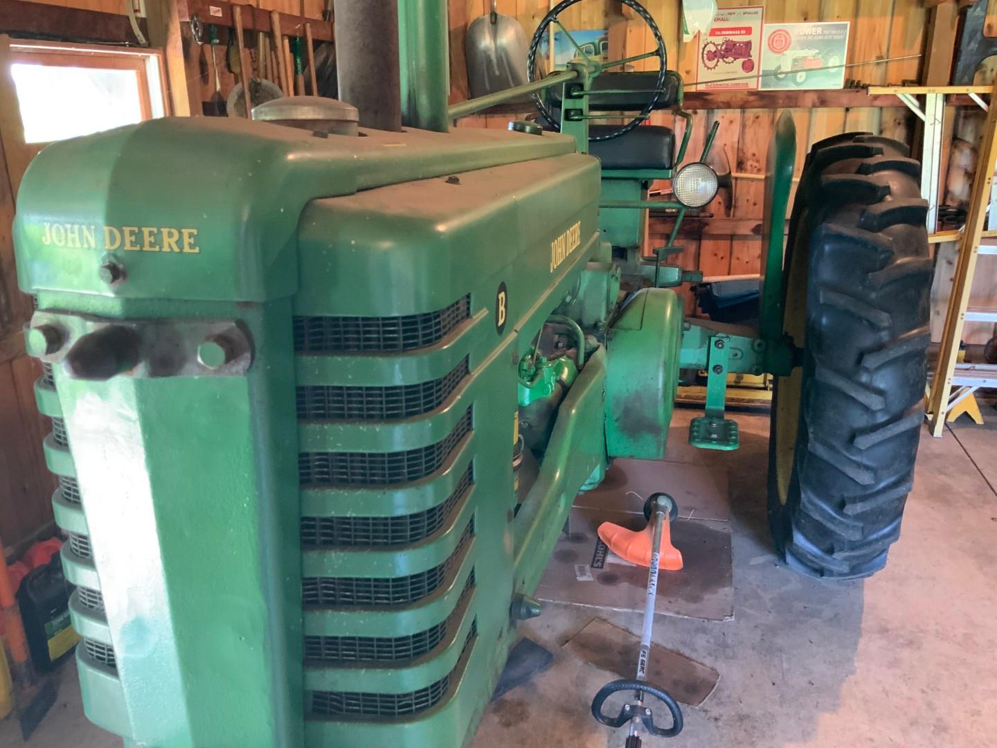 1952 John Deere Model B