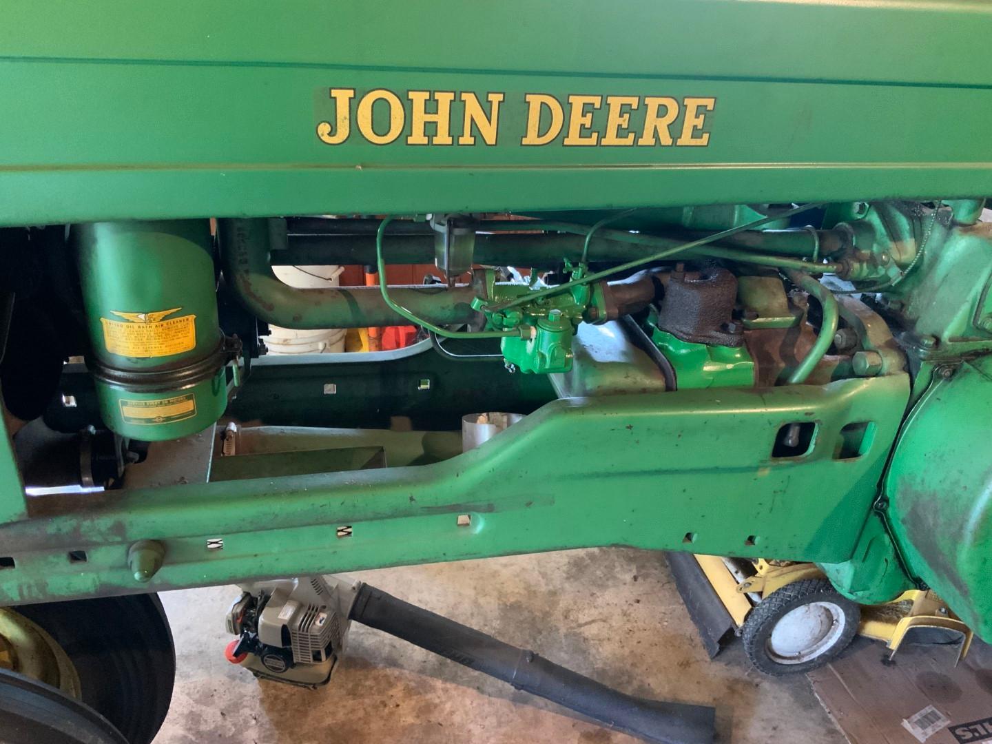 1952 John Deere Model B