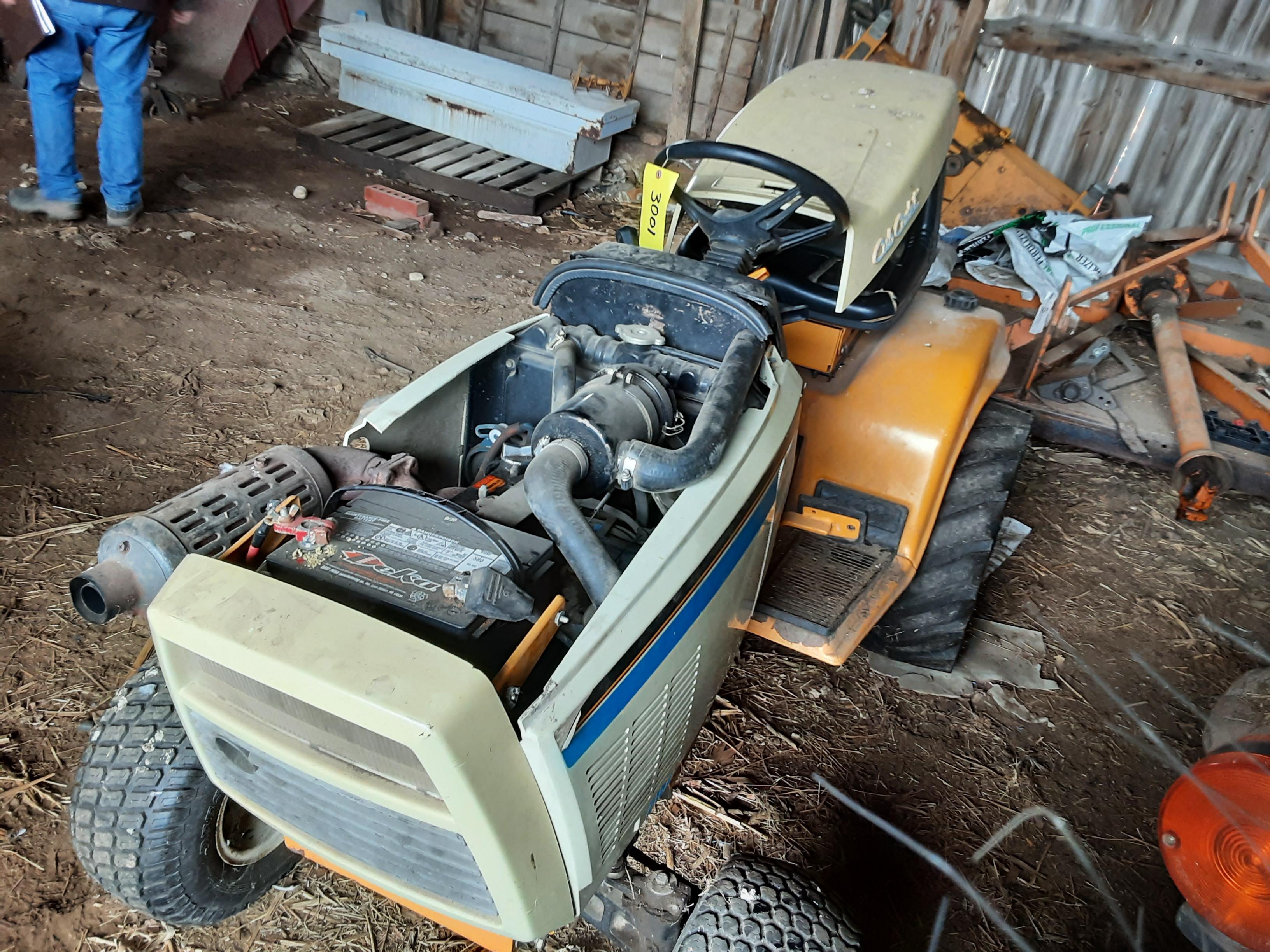 Cub Cadet 2182 Serial #808961 Has Cabota Engine Hydro