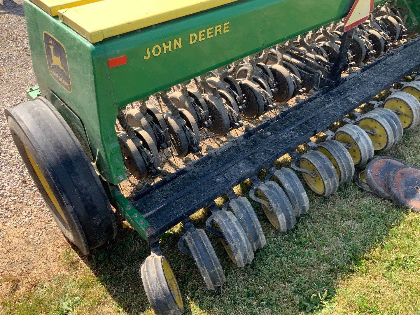 John Deere 8300 Grain Drill