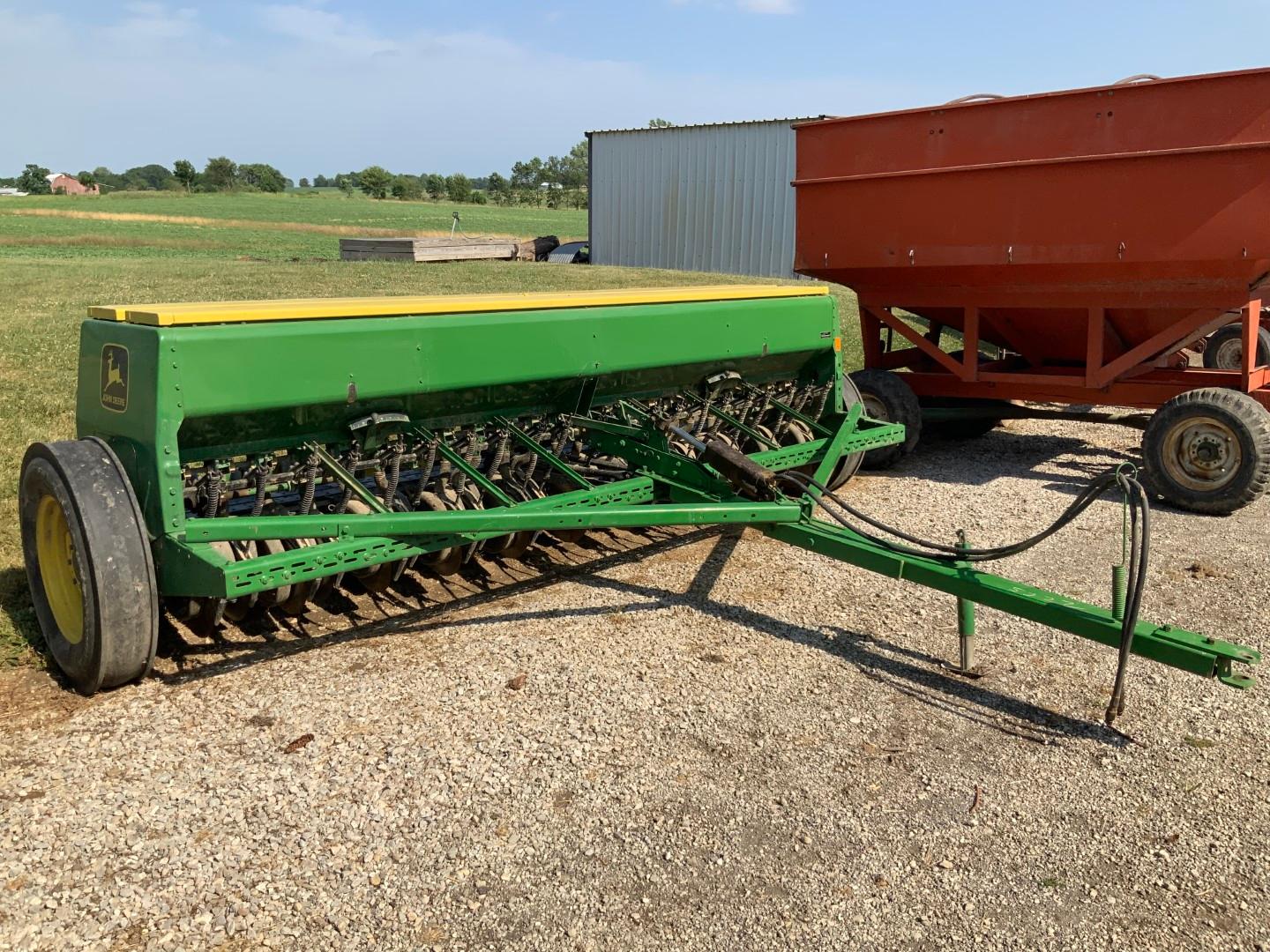 John Deere 8300 Grain Drill