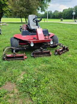 Toro Reelmaster 5100. Yanmar diesel engine. 10ft cut.Â 