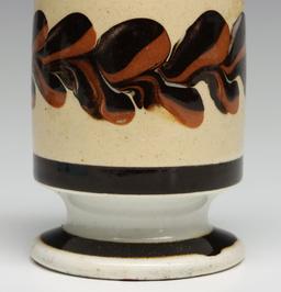 MOCHAWARE PEPPER POT AND YELLOW WARE BOWL WITH SEAWEED