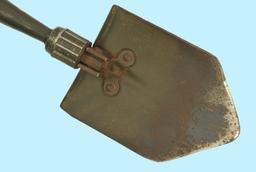 US Military WWII Entrenching Tool/Shovel (A)