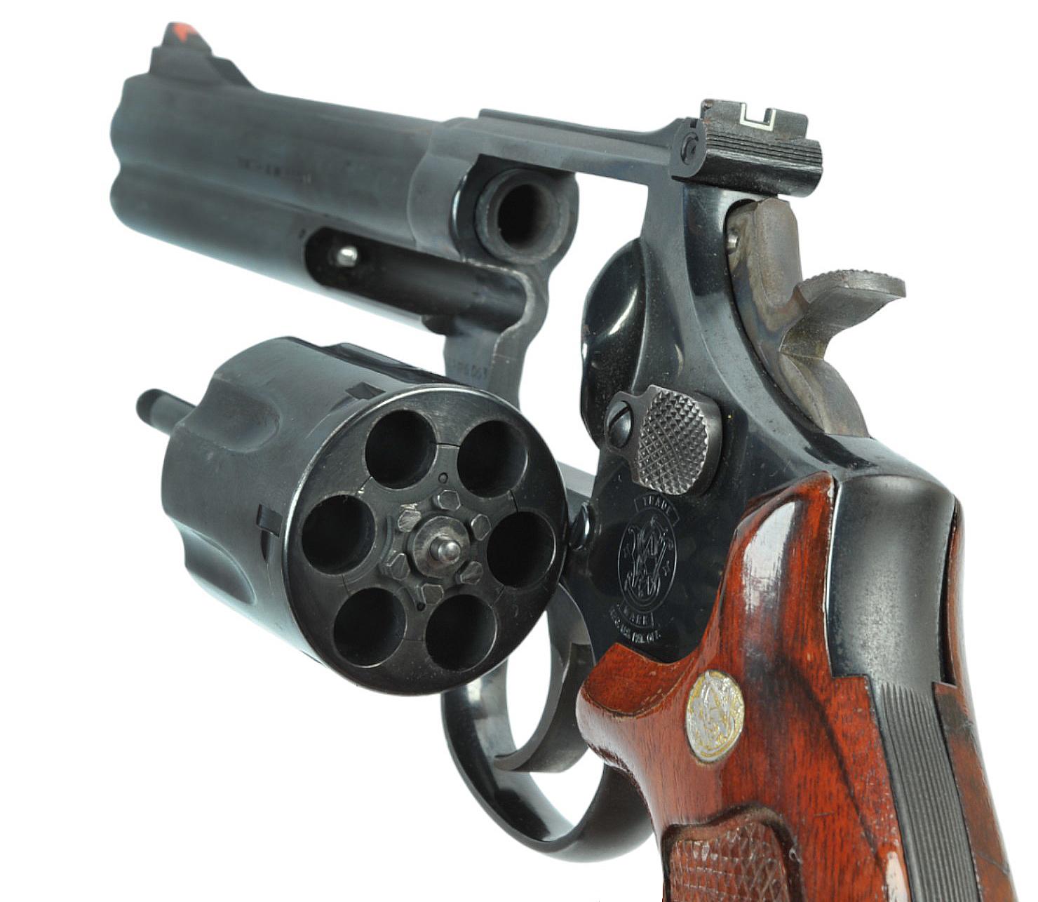 Smith & Wesson Model 586 .357 Magnum Double-Action Revolver - FFL # AHP6063 (PAT1)