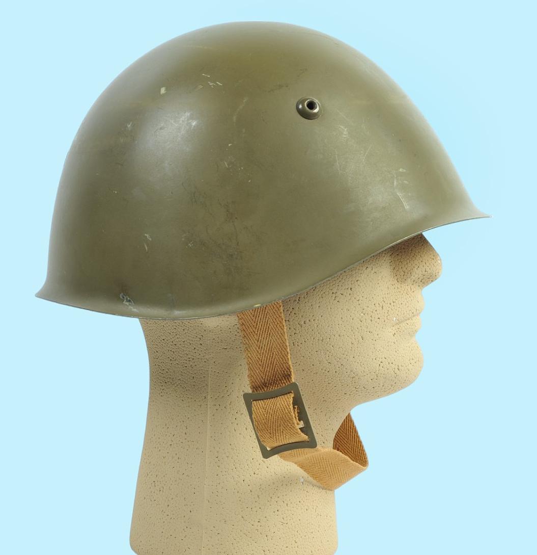 Italian Military WWII era M33 Combat Helmet (A)