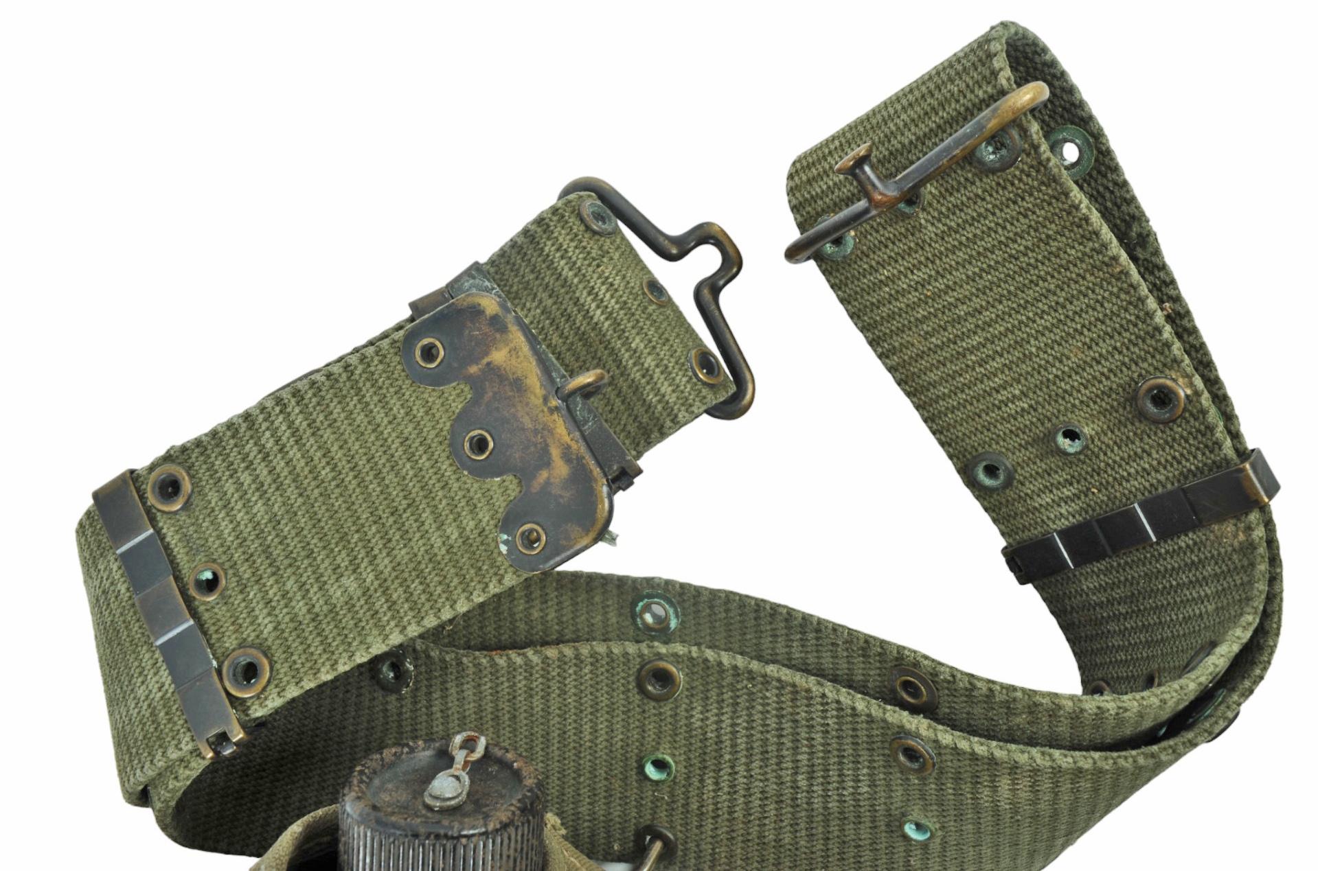 US Military WWII era Canteen & Web Pistol Belt (A)
